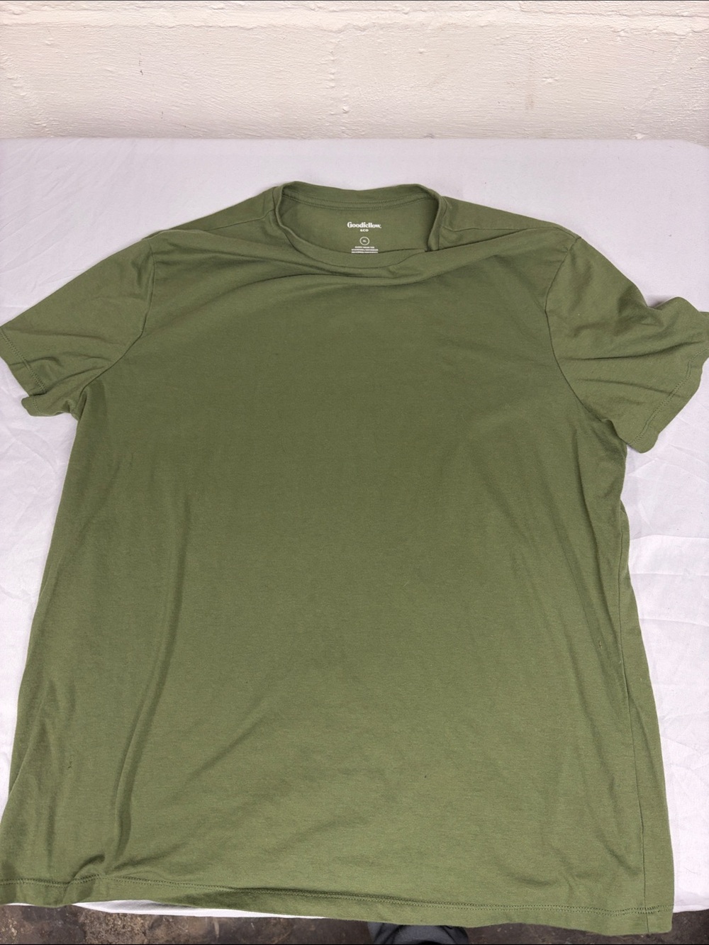 Goodfellow & Co Olive Short Sleeve Crewneck Tee